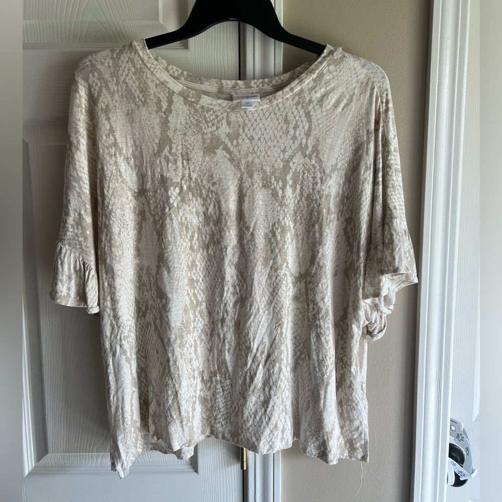 Lularoe Dahl Dolman top blouse size XL - Picture 1 of 6